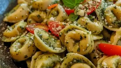 Pesto Tortellini Pasta Salad Pesto Tortellini Pasta Salad