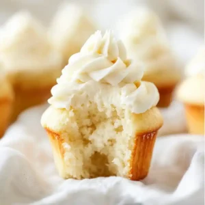 vanilla cupcake with buttercream frosting