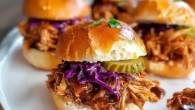 BBQ Pulled Chicken Sliders – Easy & Juicy BBQ Pulled Chicken Sliders – Easy & Juicy