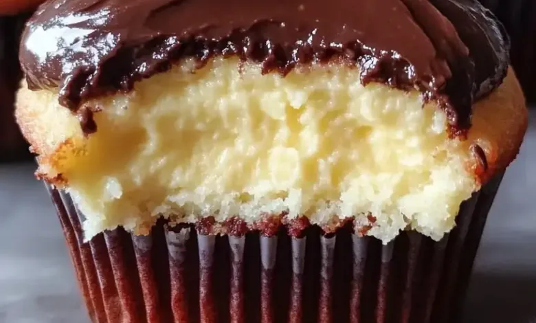 Boston Cream Pie Cupcakes Recipe