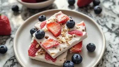 Easy Frozen Yogurt Bark with Berries Recipe Easy Frozen Yogurt Bark with Berries Recipe