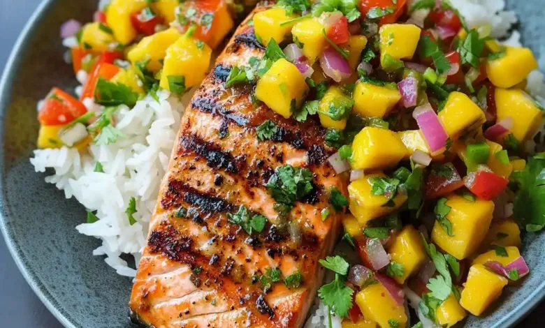 Healthy Grilled Salmon with Mango Salsa Healthy Grilled Salmon with Mango Salsa