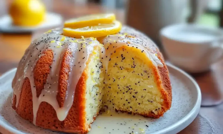 Lemon Poppy Seed Cake (Moist & Zesty) Lemon Poppy Seed Cake (Moist & Zesty)