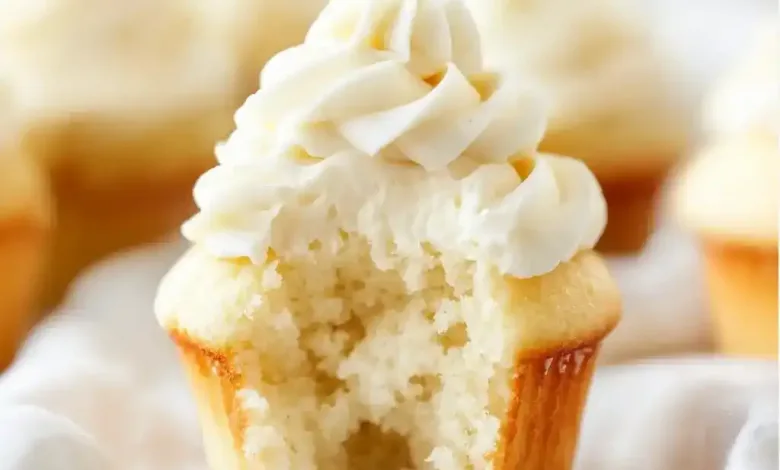 Vanilla Cupcakes with Buttercream Frosting